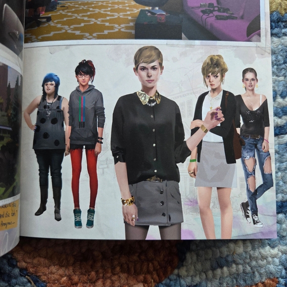 Life is Strange Themed Art book (Updated) - Picture 6 of 11